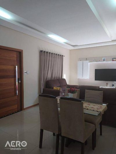Casa, 3 quartos, 111 m² - Foto 1