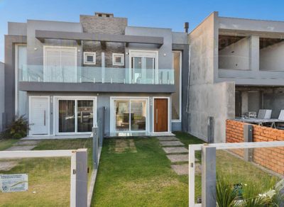 Sobrado, 3 quartos, 101 m² - Foto 1