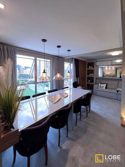 Apartamento, 3 quartos, 140 m² - Foto 1