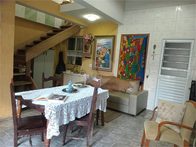 Sobrado, 3 quartos, 240 m² - Foto 2