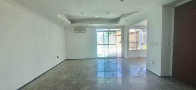 Casa, 5 quartos, 183 m² - Foto 3