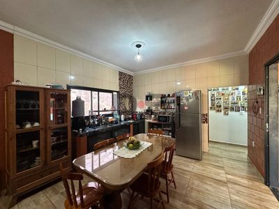 Chácara, 2 quartos, 450 m² - Foto 2
