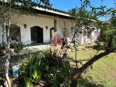 Casa, 4 quartos, 229 m² - Foto 1