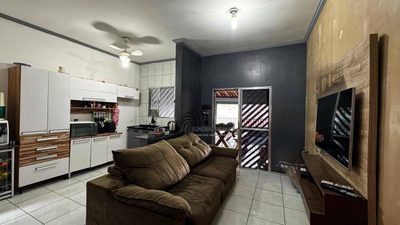 Casa, 3 quartos, 162 m² - Foto 2