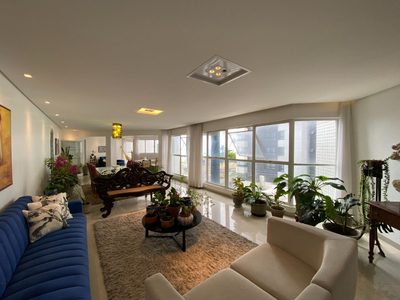 Apartamento, 4 quartos, 220 m² - Foto 1