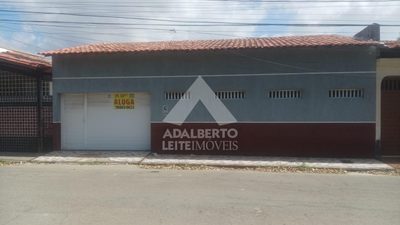 Casa, 3 quartos, 250 m² - Foto 1