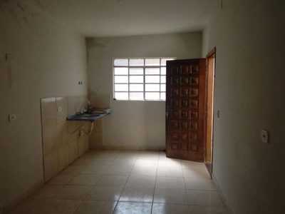 Casa, 2 quartos, 100 m² - Foto 2