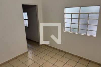 Casa, 3 quartos, 210 m² - Foto 4