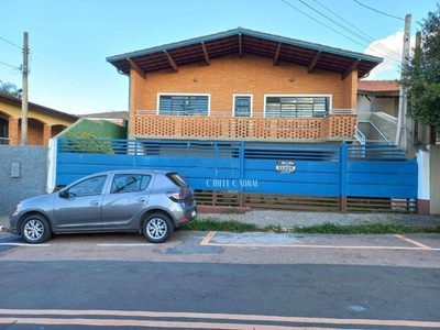 Casa, 3 quartos, 227 m² - Foto 1