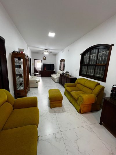 Casa, 4 quartos, 360 m² - Foto 1