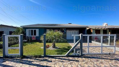 Casa, 3 quartos, 142 m² - Foto 1