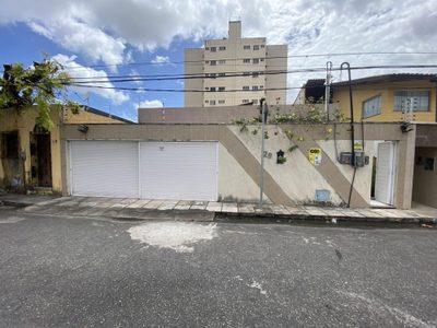 Apartamento, 4 quartos, 247 m² - Foto 1