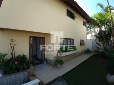 Casa, 3 quartos, 577 m² - Foto 1