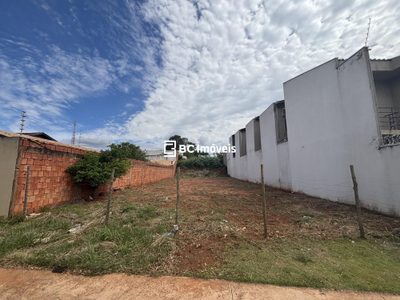 Loteamento e Condomínio, 396 m² - Foto 1