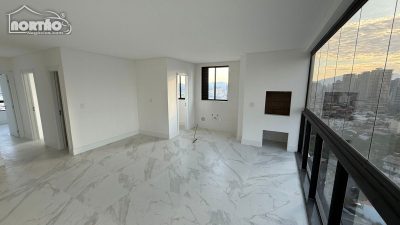 Casa, 3 quartos, 98 m² - Foto 1