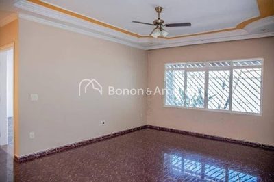 Casa, 3 quartos, 287 m² - Foto 1