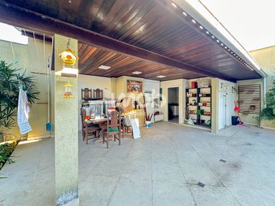Casa, 4 quartos, 243 m² - Foto 4