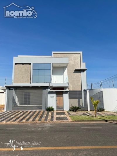 Casa, 2 quartos, 230 m² - Foto 1