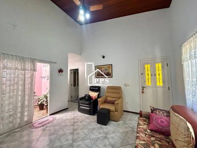 Casa, 2 quartos, 256 m² - Foto 4