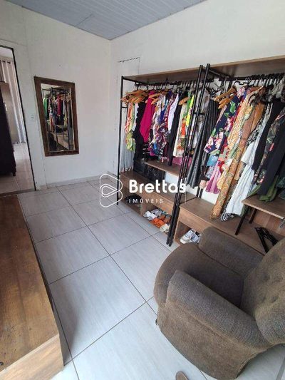 Casa, 6 quartos, 240 m² - Foto 4