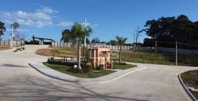 Loteamento e Condomínio, 180 m² - Foto 1