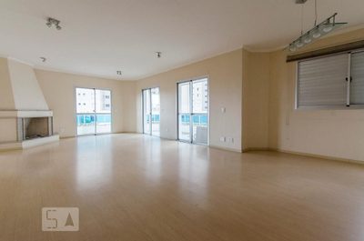 Apartamento, 3 quartos, 210 m² - Foto 1