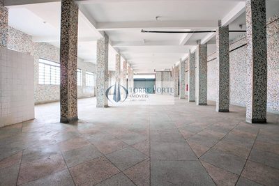 Sala-Conjunto, 700 m² - Foto 1