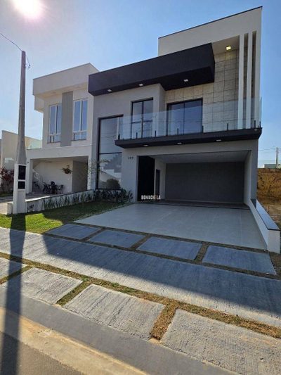 Casa, 3 quartos, 181 m² - Foto 1