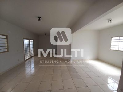 Casa, 3 quartos, 215 m² - Foto 3