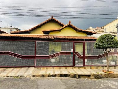 Casa, 3 quartos, 220 m² - Foto 2