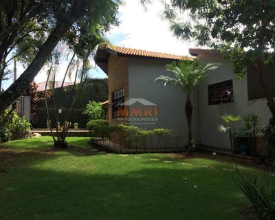 Chácara, 3 quartos, 753 m² - Foto 1