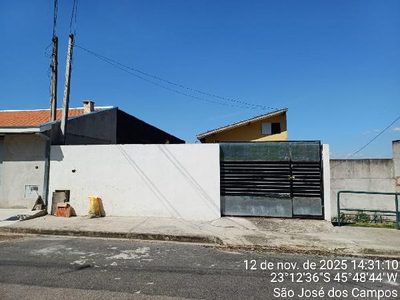 Casa, 2 quartos, 200 m² - Foto 1