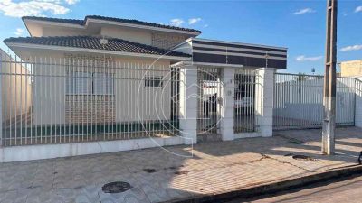 Casa, 4 quartos, 298 m² - Foto 2