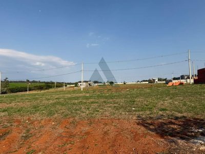 Loteamento e Condomínio, 150 m² - Foto 1