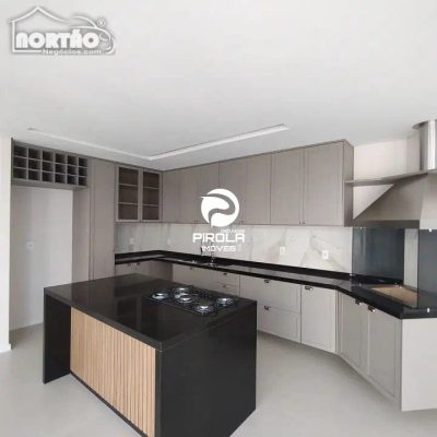 Casa, 4 quartos, 270 m² - Foto 4