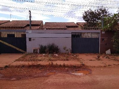 Casa, 2 quartos, 182 m² - Foto 1