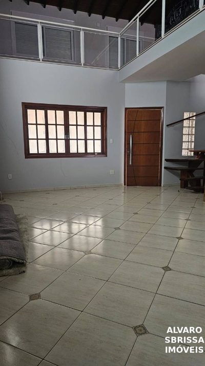 Casa, 2 quartos, 130 m² - Foto 1