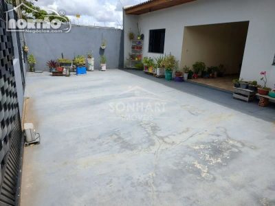Casa, 4 quartos, 148 m² - Foto 1