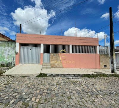 Casa, 3 quartos, 220 m² - Foto 1