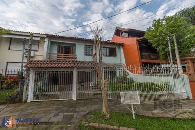 Casa, 4 quartos, 242 m² - Foto 3