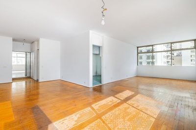 Apartamento, 3 quartos, 174 m² - Foto 1