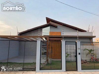 Casa, 4 quartos, 204 m² - Foto 1