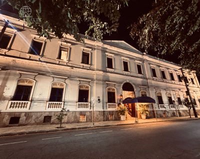 Prédio Inteiro, 8300 m² - Foto 1