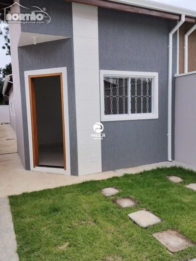 Casa, 3 quartos, 75 m² - Foto 1