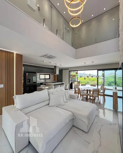 Casa, 3 quartos, 245 m² - Foto 3