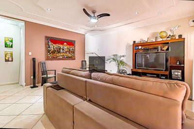 Sobrado, 3 quartos, 352 m² - Foto 4
