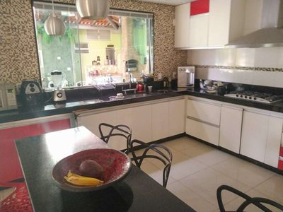 Casa, 4 quartos, 160 m² - Foto 3