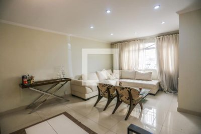 Casa, 3 quartos, 260 m² - Foto 1