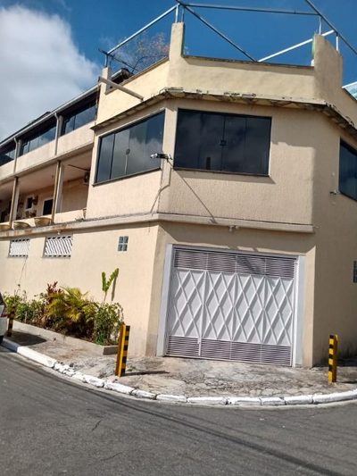 Sobrado, 3 quartos, 557 m² - Foto 1