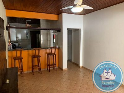Casa, 2 quartos, 200 m² - Foto 1